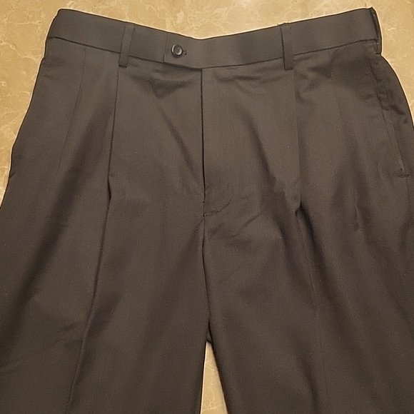 Braggr Louis Raphael Black Men's Front Pleated Dress Slacks, 32/32 - Picture 2 of 10